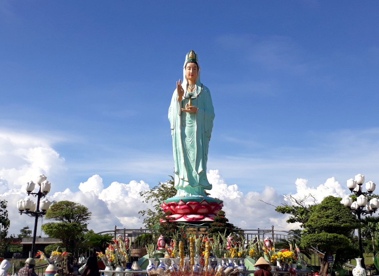 Phật Bà Nam Hải – Phật Bà Quan Âm nổi tiếng linh thiêng ở Bạc Liêu