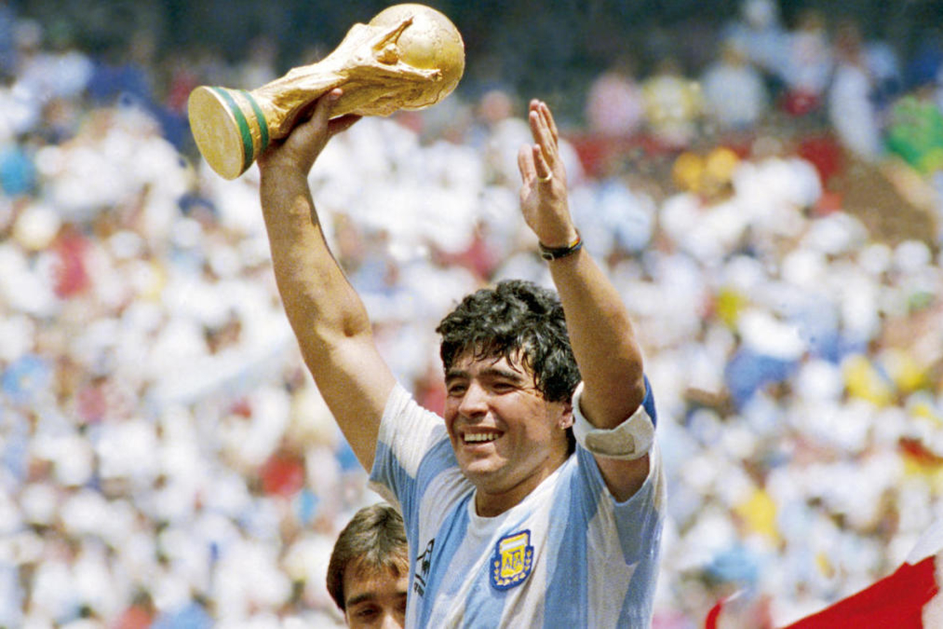 Diego Maradona và những người hùng World Cup đã ra đi trong năm 2020
