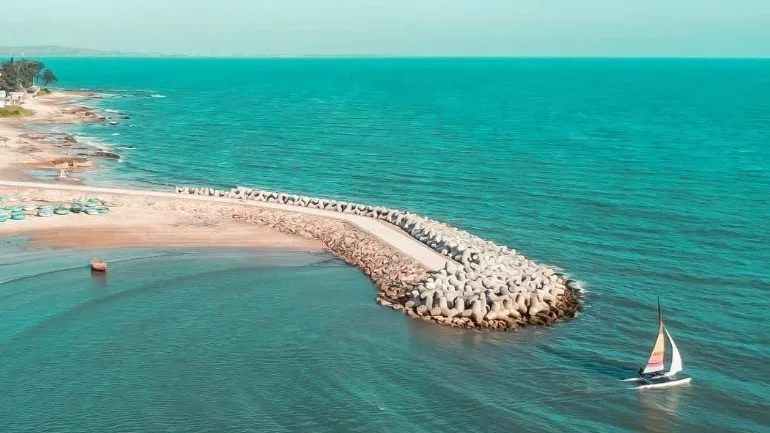 Bãi đá Ông Địa Phan Thiết